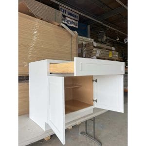 42 WHITE SHAKER BASE CABINET